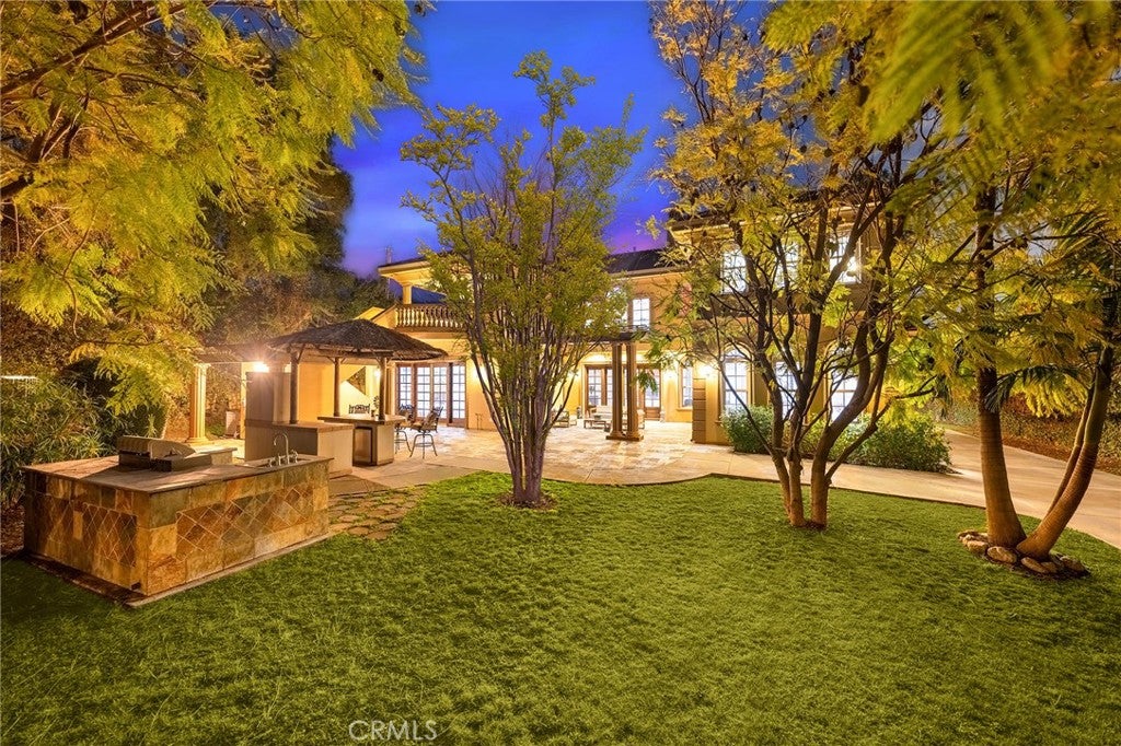 Arcadia, California, 91006, United States, 7 Bedrooms Bedrooms, ,9 BathroomsBathrooms,Residential,Active,1919404