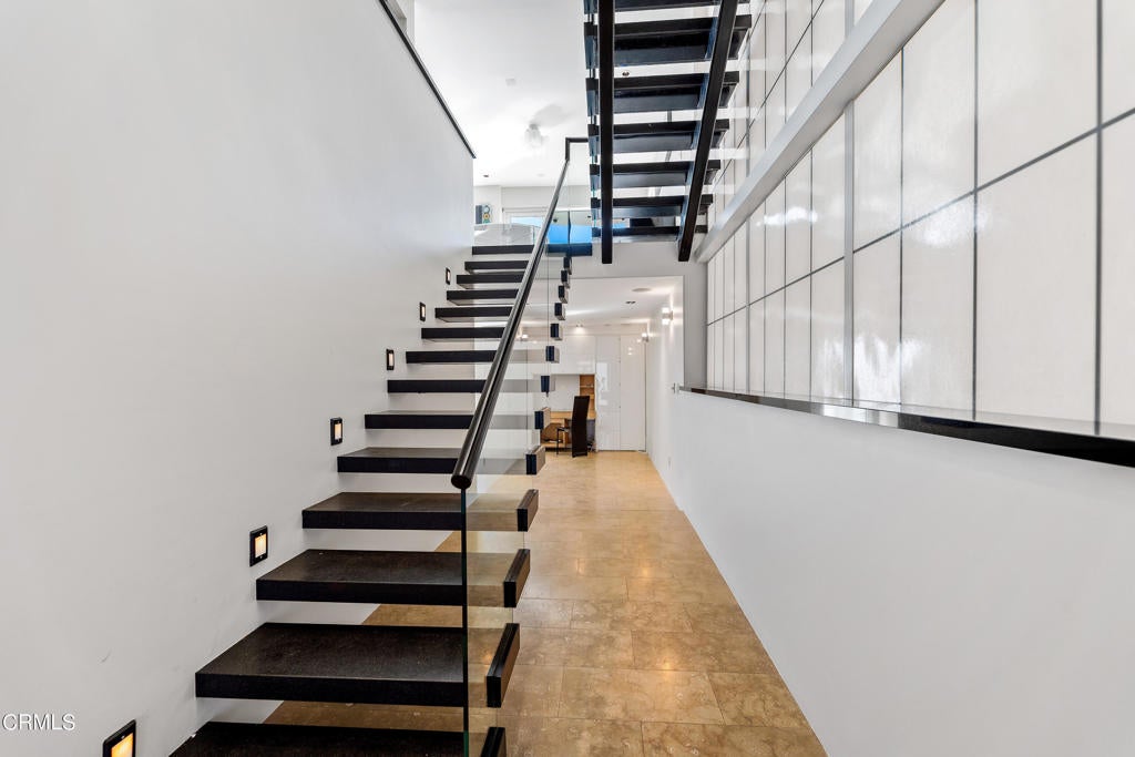 Oxnard, California, 93035, United States, 4 Bedrooms Bedrooms, ,5 BathroomsBathrooms,Residential,Active,1953419