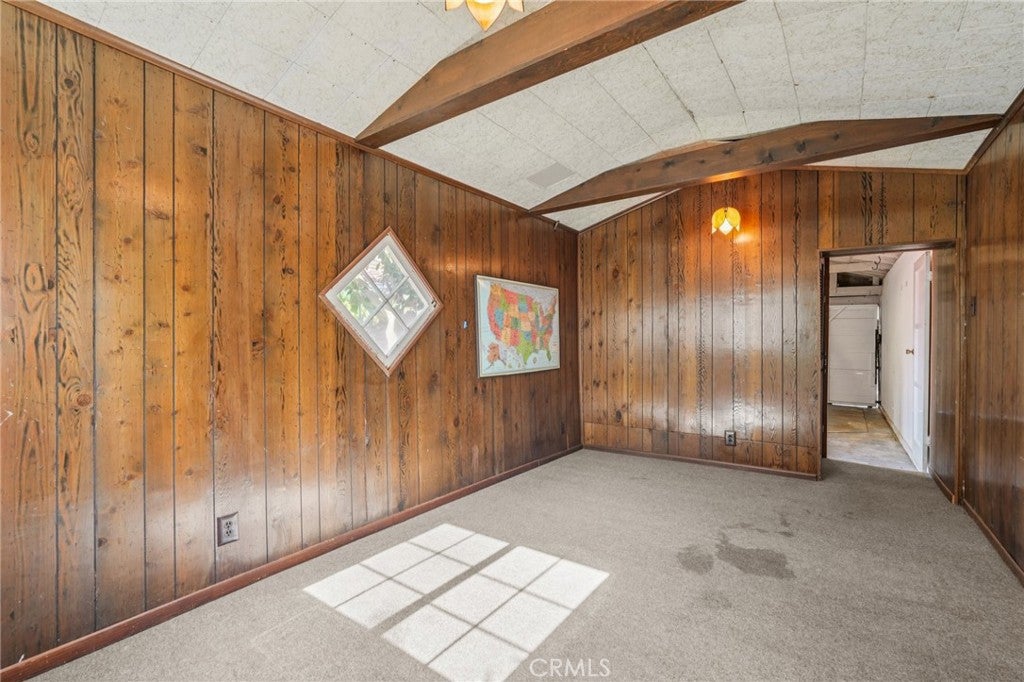 North Hollywood, California, 91602, United States, 3 Bedrooms Bedrooms, ,2 BathroomsBathrooms,Residential,Active,1914796