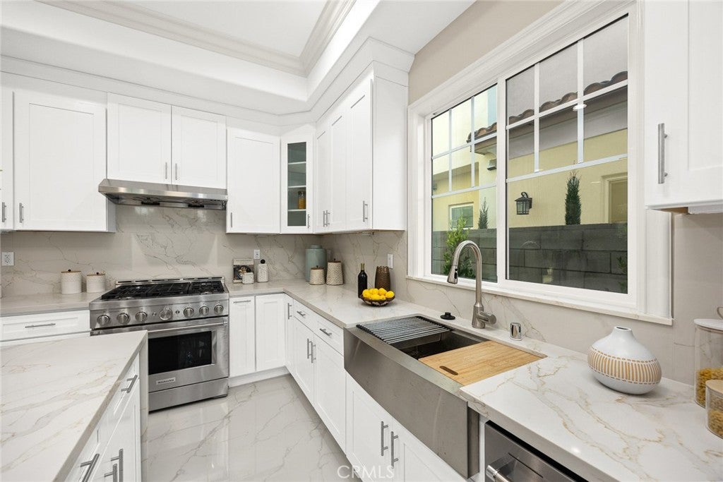 Temple City, California, 91780, United States, 5 Bedrooms Bedrooms, ,6 BathroomsBathrooms,Residential,Active,2011875