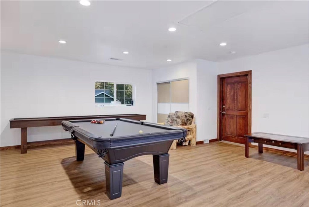 Big Bear Lake, California, 92315, United States, 4 Bedrooms Bedrooms, ,4 BathroomsBathrooms,Residential,Active,1999274