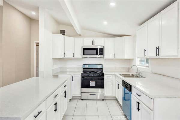 5464 BEATTY DR, RIVERSIDE, CA 92504 - Image 1