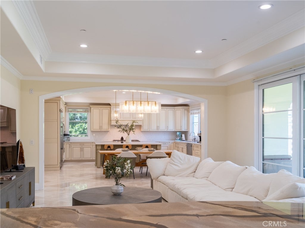 Arcadia, California, 91006, United States, 6 Bedrooms Bedrooms, ,7 BathroomsBathrooms,Residential,Active,1936439