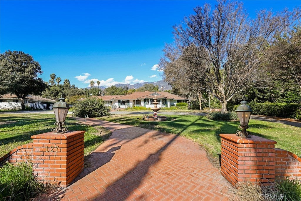 Arcadia, California, 91006, United States, 3 Bedrooms Bedrooms, ,4 BathroomsBathrooms,Residential,Active,1986891