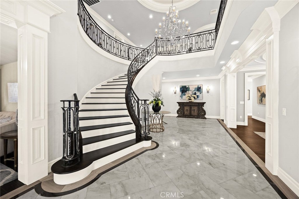 Arcadia, California, 91006, United States, 5 Bedrooms Bedrooms, ,6 BathroomsBathrooms,Residential,Active,1859344