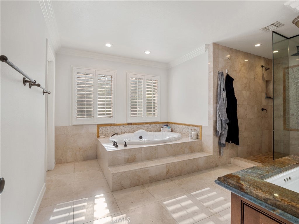 Canyon Country, California, 91387, United States, 5 Bedrooms Bedrooms, ,5 BathroomsBathrooms,Residential,Active,1926896