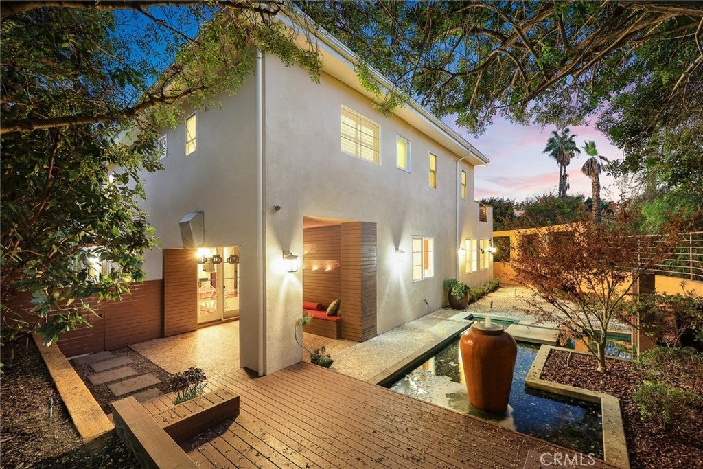 South Pasadena, California, 91030, United States, 4 Bedrooms Bedrooms, ,5 BathroomsBathrooms,Residential,Active,1968417