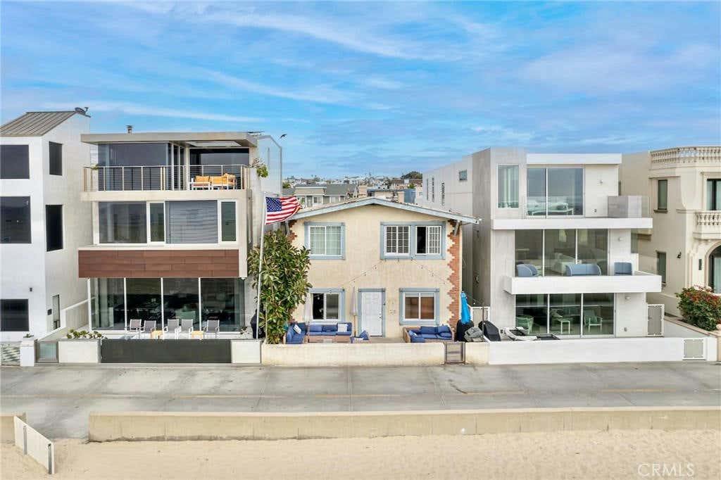 114 THE STRAND, HERMOSA BEACH, CA 90254, photo 1 of 21