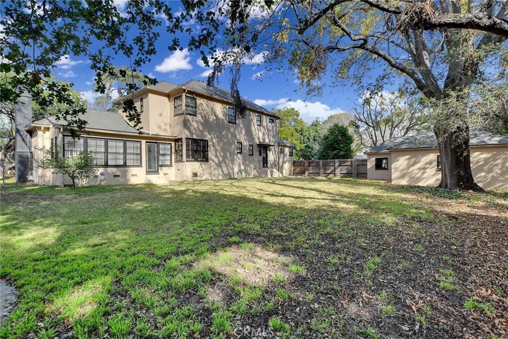 Pasadena, California, 91107, United States, 3 Bedrooms Bedrooms, ,3 BathroomsBathrooms,Residential,Active,1972145