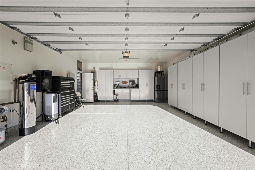 Riverside, California, 92504, United States, 6 Bedrooms Bedrooms, ,4 BathroomsBathrooms,Residential,Active,1943798