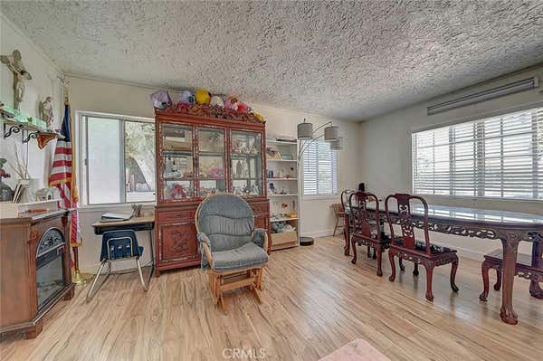 630 E CENTRAL AVE, SANTA ANA, CA 92707, photo 4 of 34