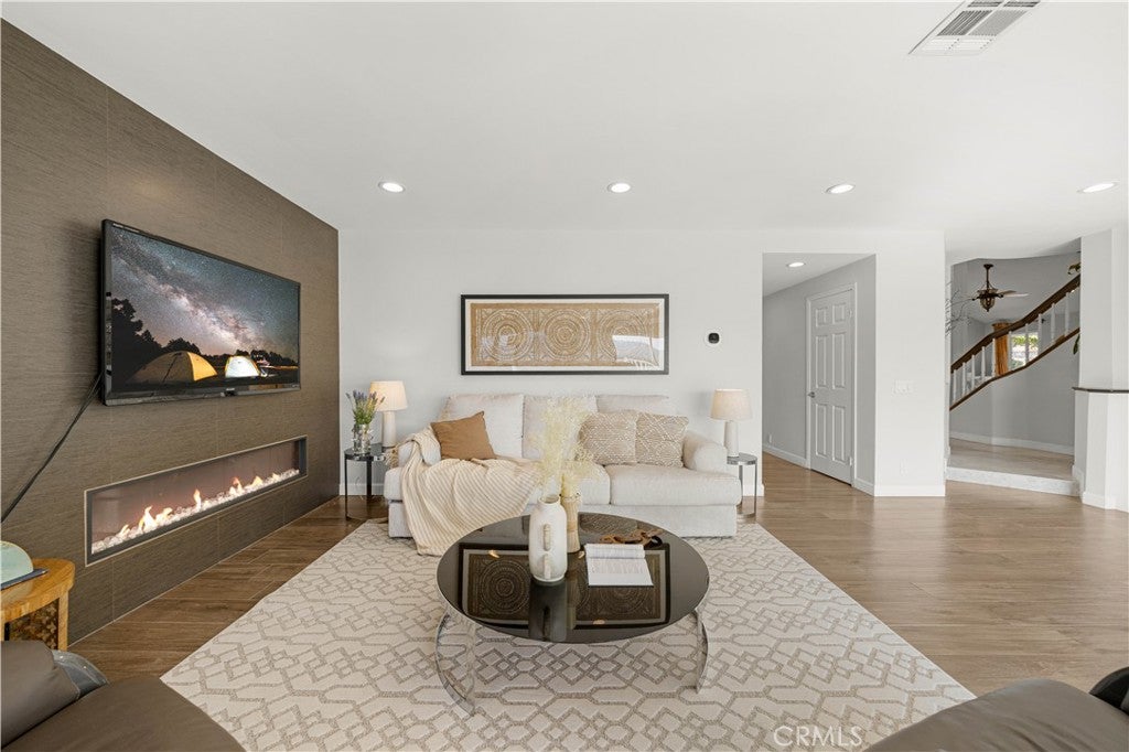 Diamond Bar, California, 91765, United States, 5 Bedrooms Bedrooms, ,4 BathroomsBathrooms,Residential,Active,1989753