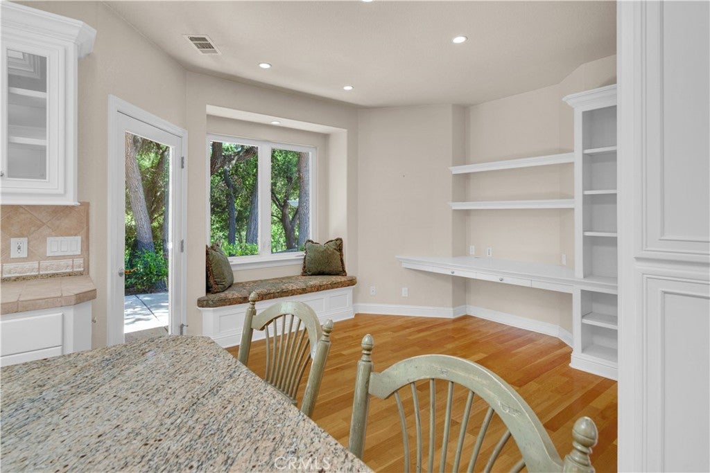 Templeton, California, 93465, United States, 3 Bedrooms Bedrooms, ,4 BathroomsBathrooms,Residential,Active,1899871