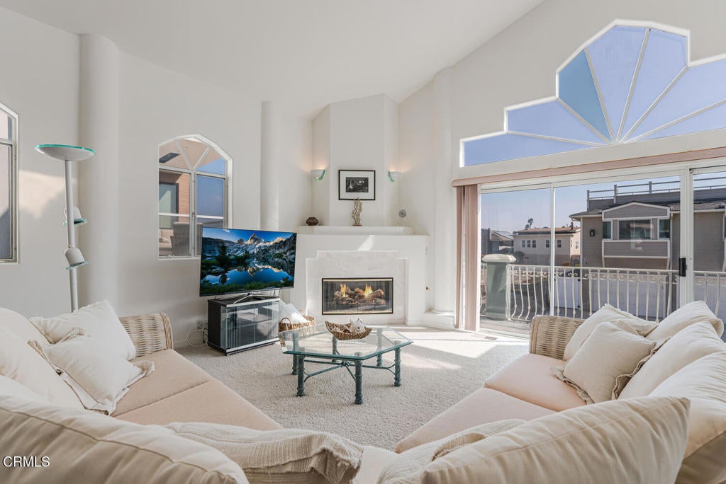 Oxnard, California, 93035, United States, ,4 BathroomsBathrooms,Residential,Active,1832335