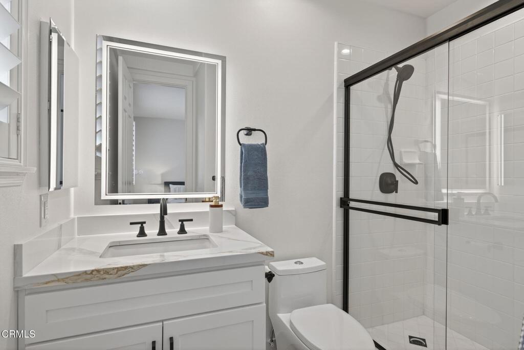 Camarillo, California, 93010, United States, 5 Bedrooms Bedrooms, ,5 BathroomsBathrooms,Residential,Active,1914809