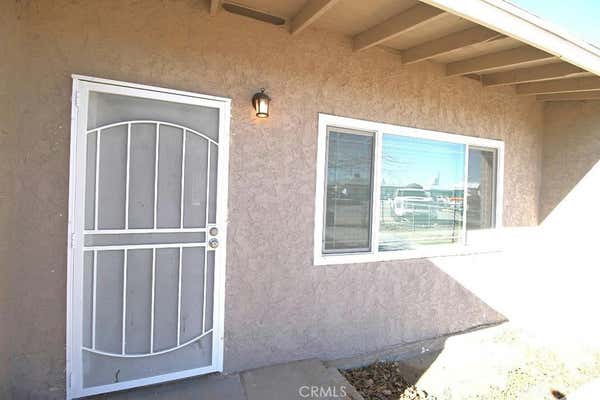 34262 PARIS ST, BARSTOW, CA 92311, photo 3 of 36