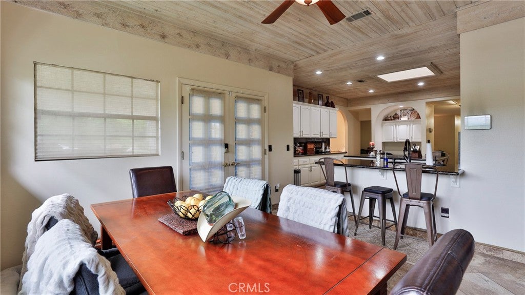 Redlands, California, 92373, United States, 5 Bedrooms Bedrooms, ,4 BathroomsBathrooms,Residential,Active,1985883