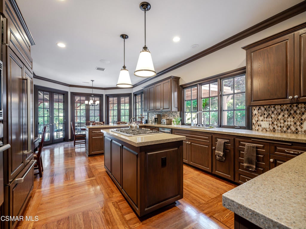 Agoura Hills, California, 91301, United States, 5 Bedrooms Bedrooms, ,5 BathroomsBathrooms,Residential,Active,1990655