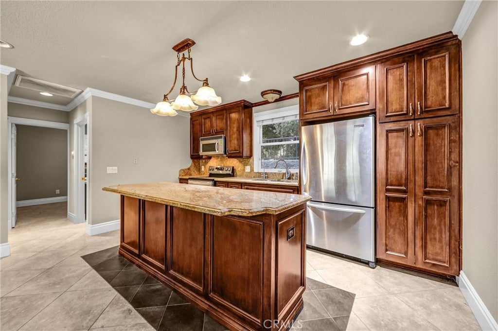 Arcadia, California, 91006, United States, 8 Bedrooms Bedrooms, ,10 BathroomsBathrooms,Residential,Active,1922498