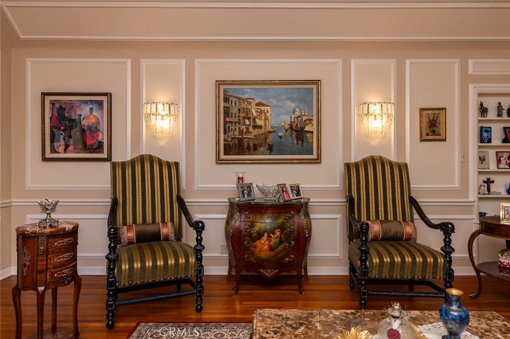 Glendale, California, 91207, United States, 4 Bedrooms Bedrooms, ,4 BathroomsBathrooms,Residential,Active,1945087