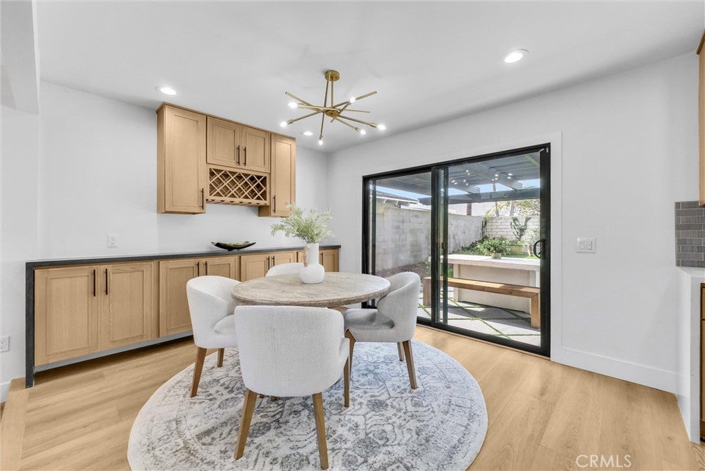 Huntington Beach, California, 92646, United States, 4 Bedrooms Bedrooms, ,3 BathroomsBathrooms,Residential,Active,1998762