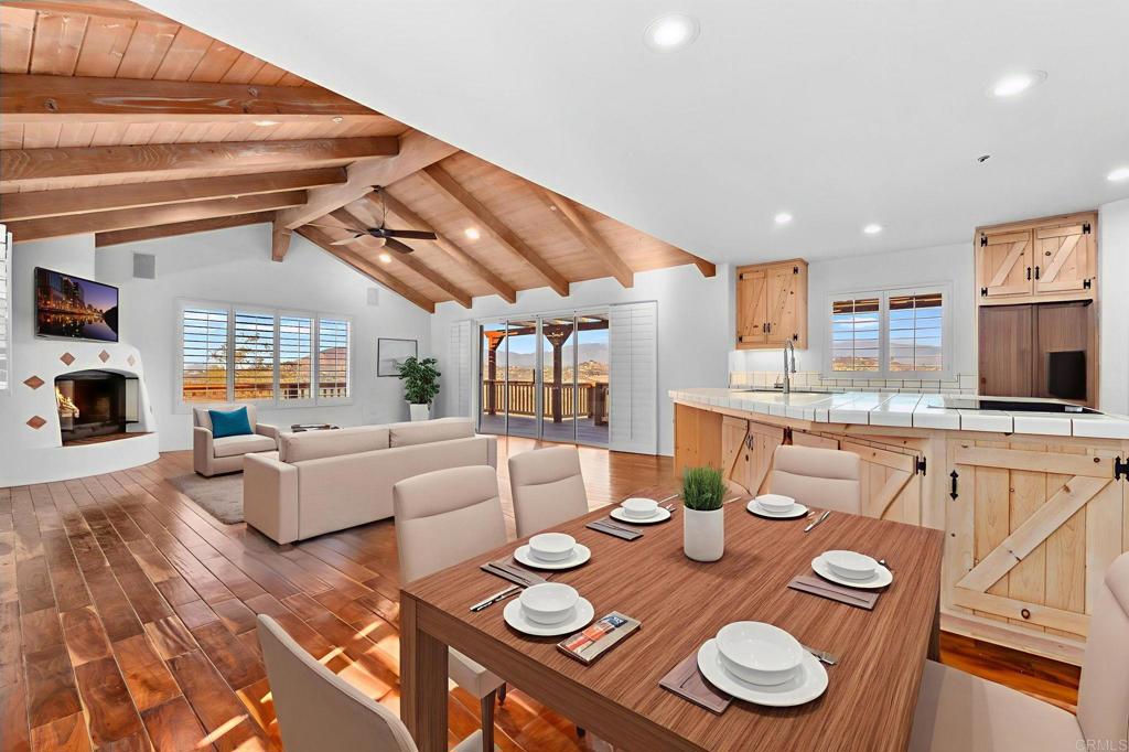 Escondido, California, 92026, United States, 3 Bedrooms Bedrooms, ,2 BathroomsBathrooms,Residential,Active,1972147