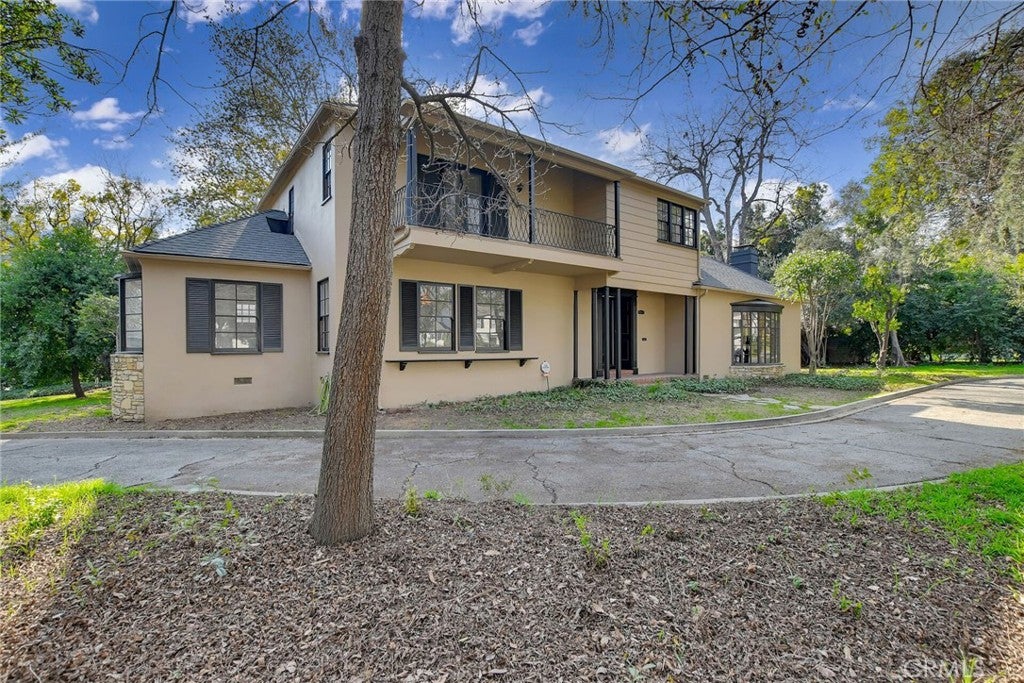 Pasadena, California, 91107, United States, 3 Bedrooms Bedrooms, ,3 BathroomsBathrooms,Residential,Active,1972145