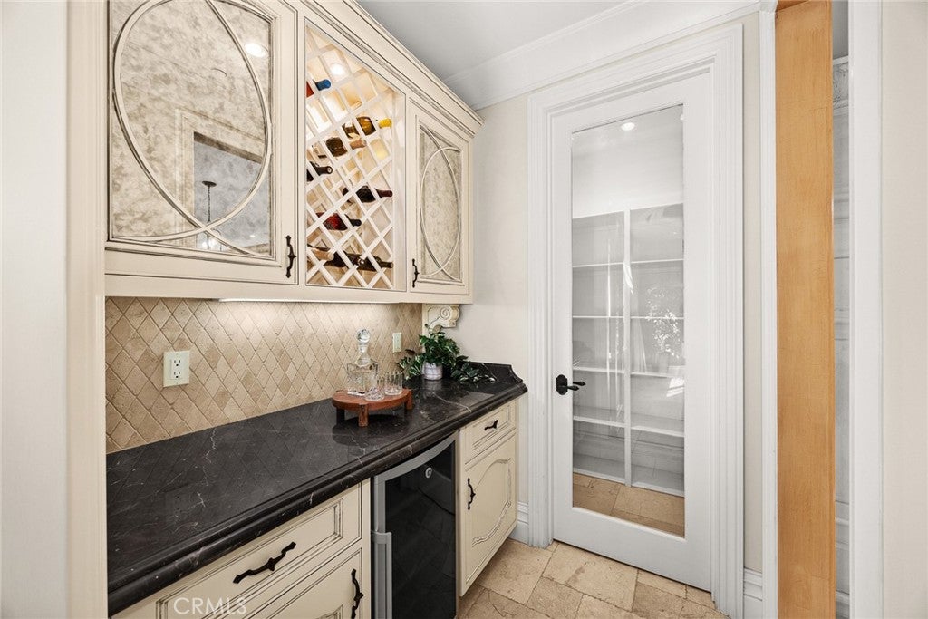 Arcadia, California, 91007, United States, 4 Bedrooms Bedrooms, ,5 BathroomsBathrooms,Residential,Active,2015840