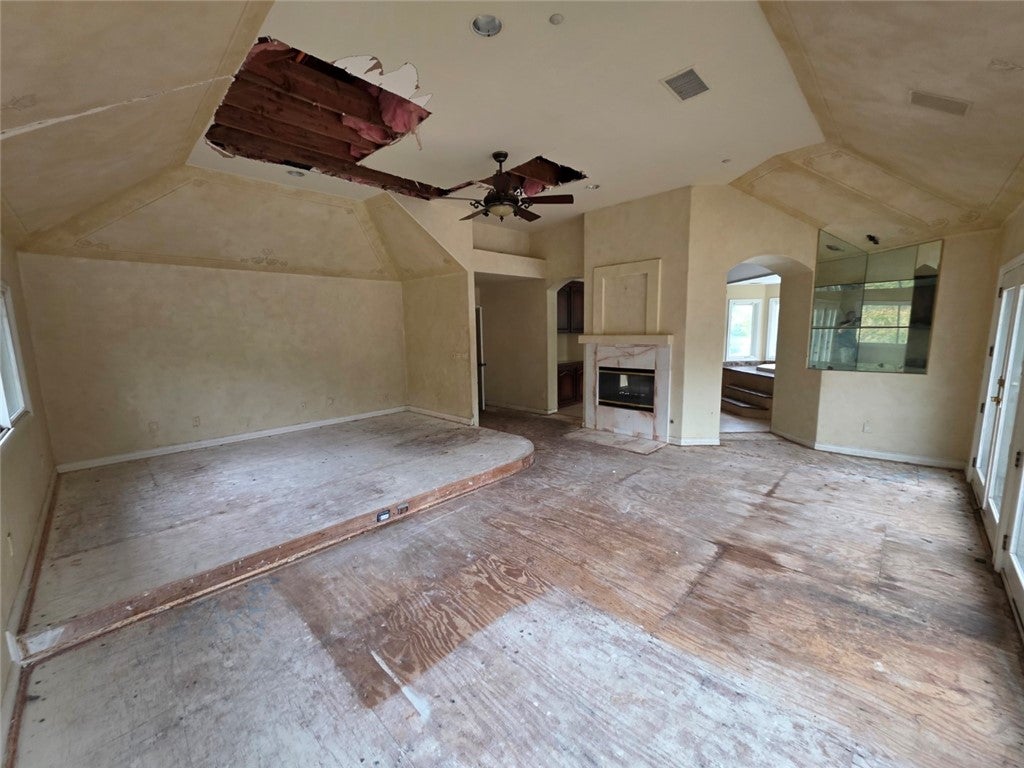 Trabuco Canyon, California, 92679, United States, 6 Bedrooms Bedrooms, ,7 BathroomsBathrooms,Residential,Active,1998764