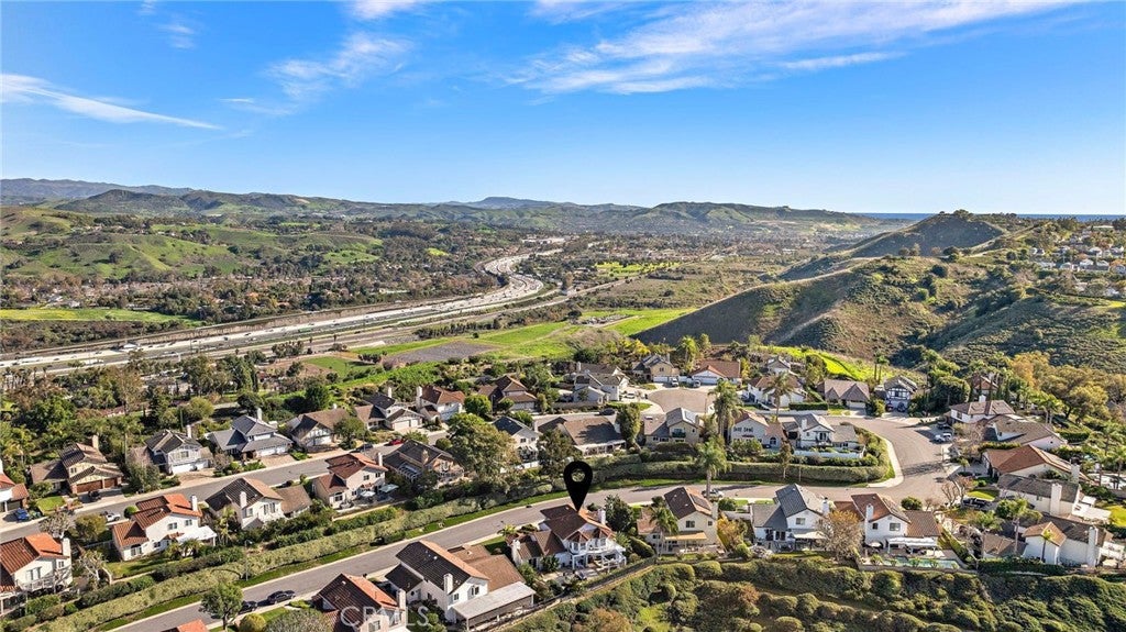 Laguna Niguel, California, 92677, United States, 5 Bedrooms Bedrooms, ,4 BathroomsBathrooms,Residential,Active,2010144