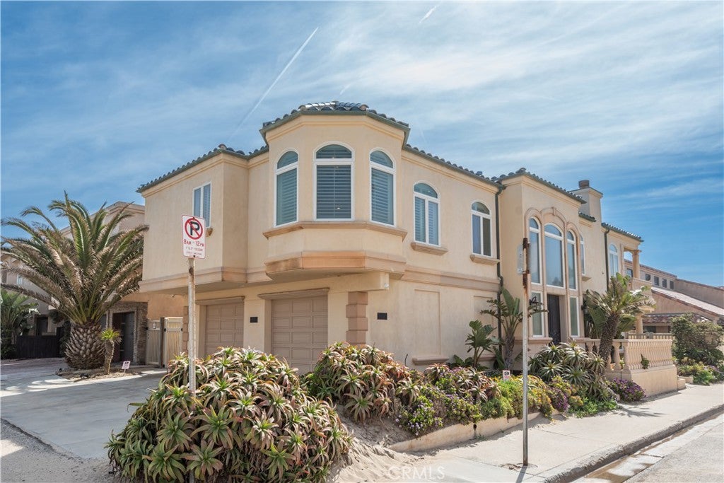 Oxnard, California, 93035, United States, 3 Bedrooms Bedrooms, ,3 BathroomsBathrooms,Residential,Active,2009405