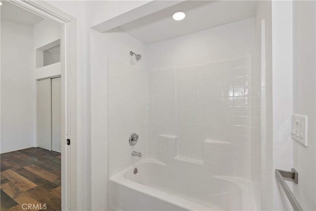 Big Bear City, California, 92314, United States, 7 Bedrooms Bedrooms, ,6 BathroomsBathrooms,Residential,Active,1998760