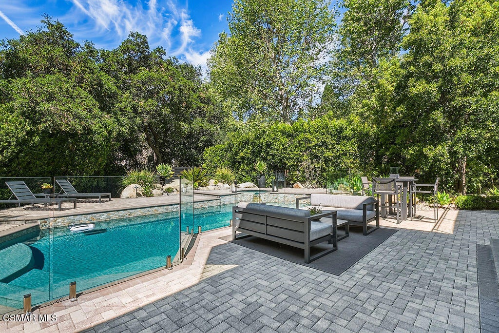 Westlake Village, California, 91362, United States, 6 Bedrooms Bedrooms, ,6 BathroomsBathrooms,Residential,Active,2031759