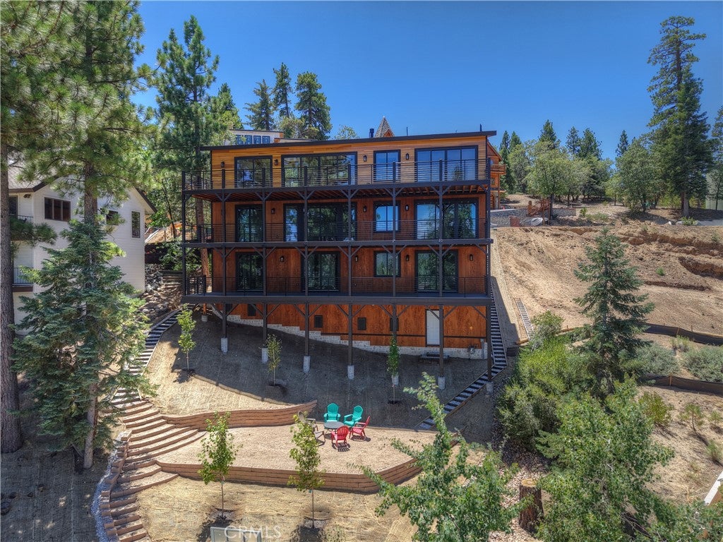 Big Bear Lake, California, 92315, United States, 5 Bedrooms Bedrooms, ,6 BathroomsBathrooms,Residential,Active,1914782