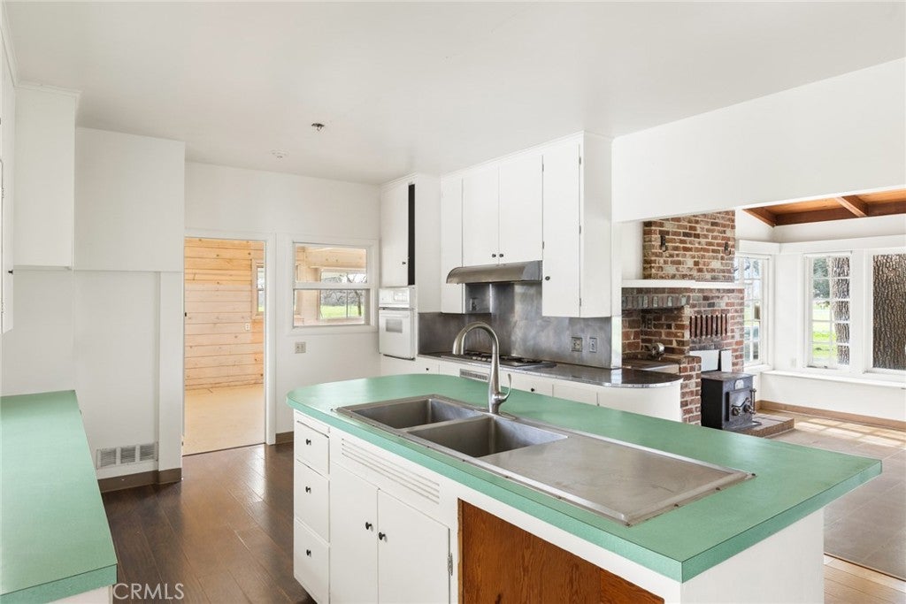 Chico, California, 95928, United States, 5 Bedrooms Bedrooms, ,3 BathroomsBathrooms,Residential,Active,1919409