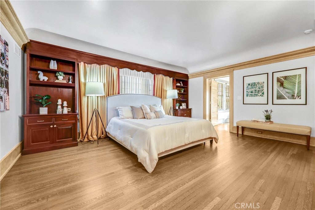 Pasadena, California, 91106, United States, 8 Bedrooms Bedrooms, ,10 BathroomsBathrooms,Residential,Active,1996260