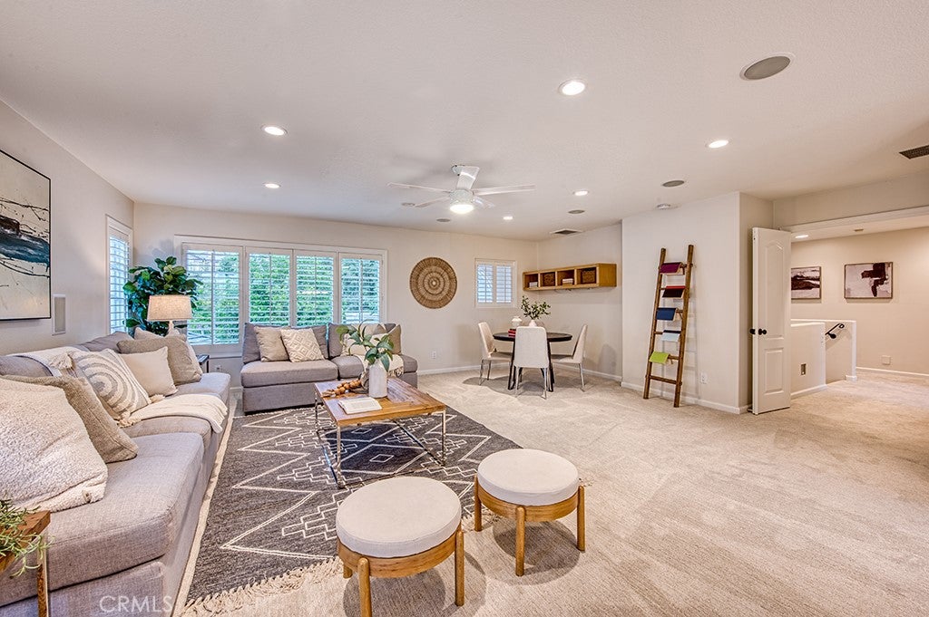 Trabuco Canyon, California, 92679, United States, 5 Bedrooms Bedrooms, ,5 BathroomsBathrooms,Residential,Active,1964270