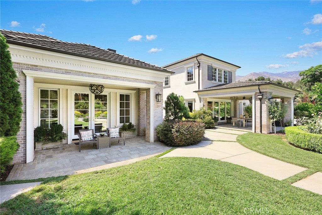 Arcadia, California, 91006, United States, 6 Bedrooms Bedrooms, ,8 BathroomsBathrooms,Residential,Active,1933891