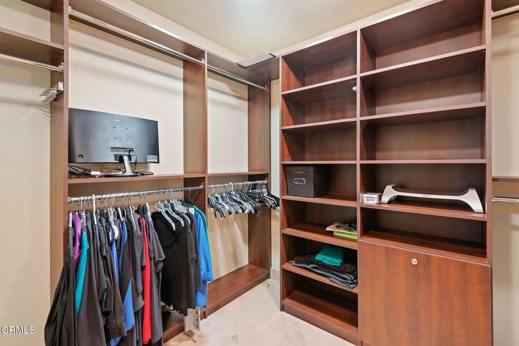 Ventura, California, 93001, United States, 3 Bedrooms Bedrooms, ,4 BathroomsBathrooms,Residential,Active,1756327