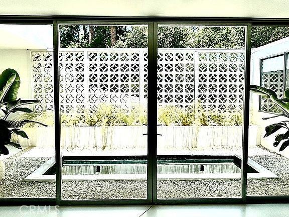 Pasadena, California, 91105, United States, 3 Bedrooms Bedrooms, ,3 BathroomsBathrooms,Residential,Active,2027742