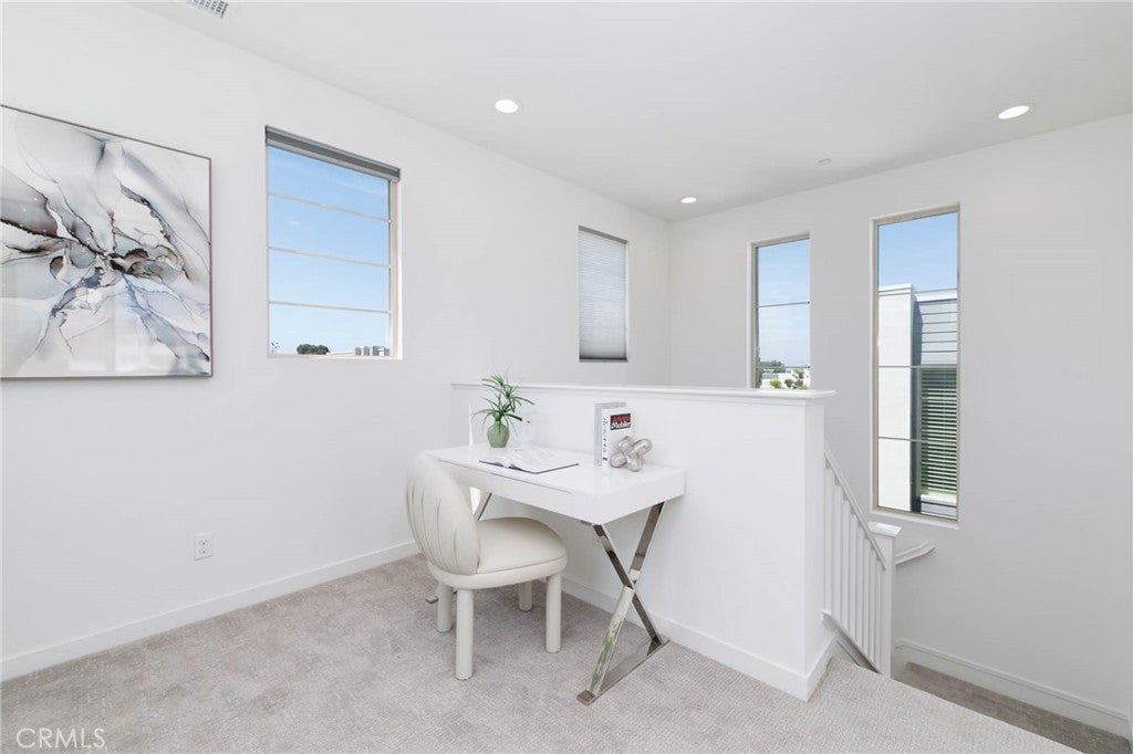 Irvine, California, 92618, United States, 3 Bedrooms Bedrooms, ,3 BathroomsBathrooms,Residential,Active,1942374