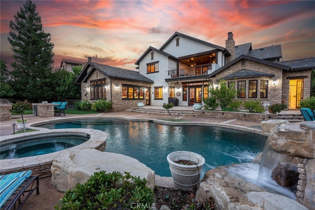 Valencia, California, 91381, United States, 6 Bedrooms Bedrooms, ,11 BathroomsBathrooms,Residential,Active,1959978