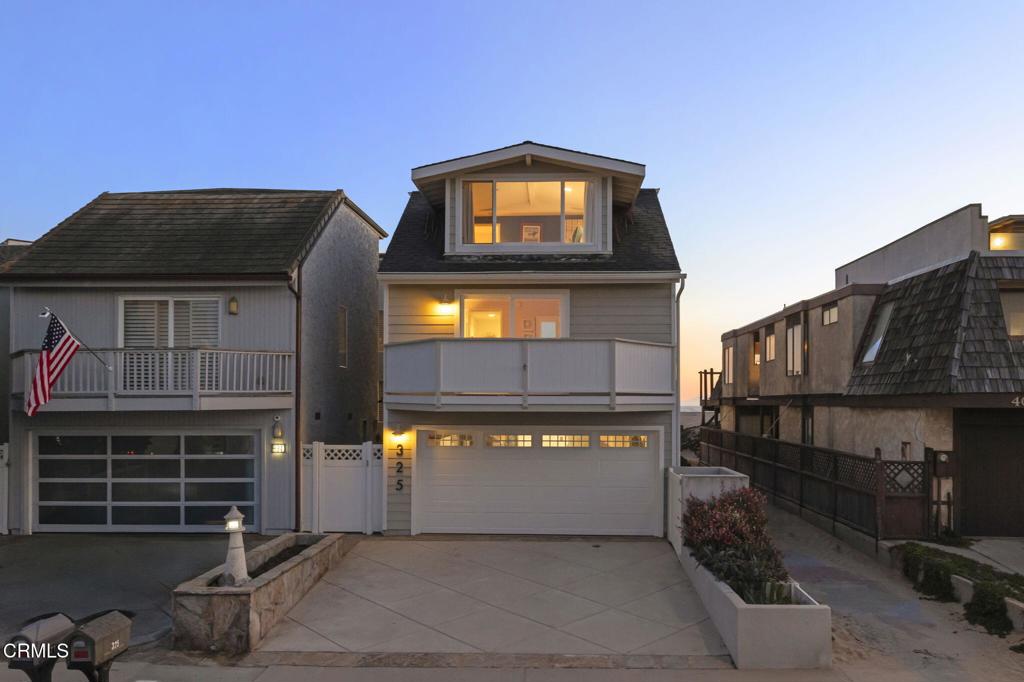 Oxnard, California, 93035, United States, 5 Bedrooms Bedrooms, ,3 BathroomsBathrooms,Residential,Active,1933720