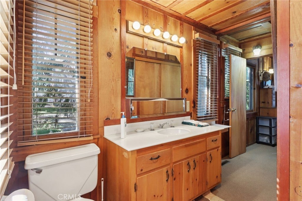 Big Bear Lake, California, 92315, United States, 4 Bedrooms Bedrooms, ,4 BathroomsBathrooms,Residential,Active,1988472