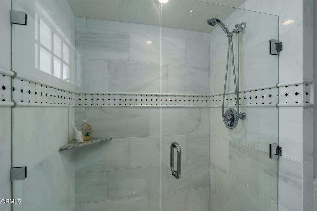 Oxnard, California, 93035, United States, ,4 BathroomsBathrooms,Residential,Active,1841320