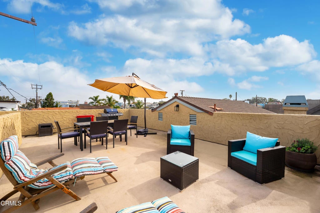 Oxnard, California, 93035, United States, 4 Bedrooms Bedrooms, ,2 BathroomsBathrooms,Residential,Active,2007278