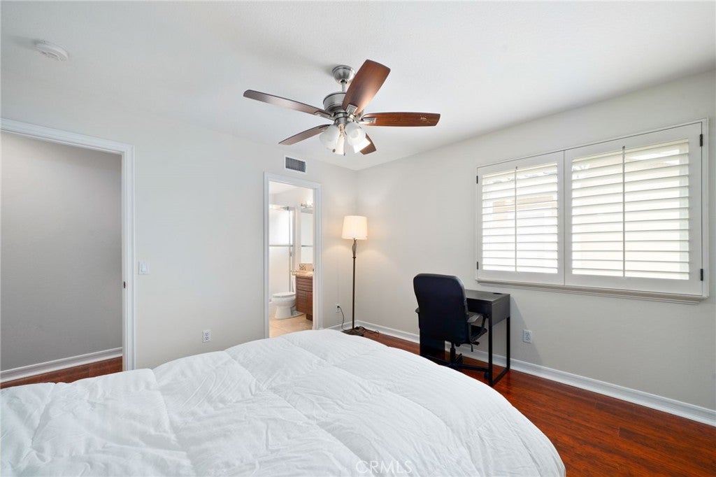 Cypress, California, 90630, United States, 4 Bedrooms Bedrooms, ,4 BathroomsBathrooms,Residential,Active,1945840