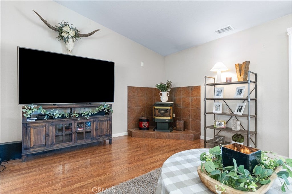 Paso Robles, California, 93446, United States, 7 Bedrooms Bedrooms, ,4 BathroomsBathrooms,Residential,Active,1904141
