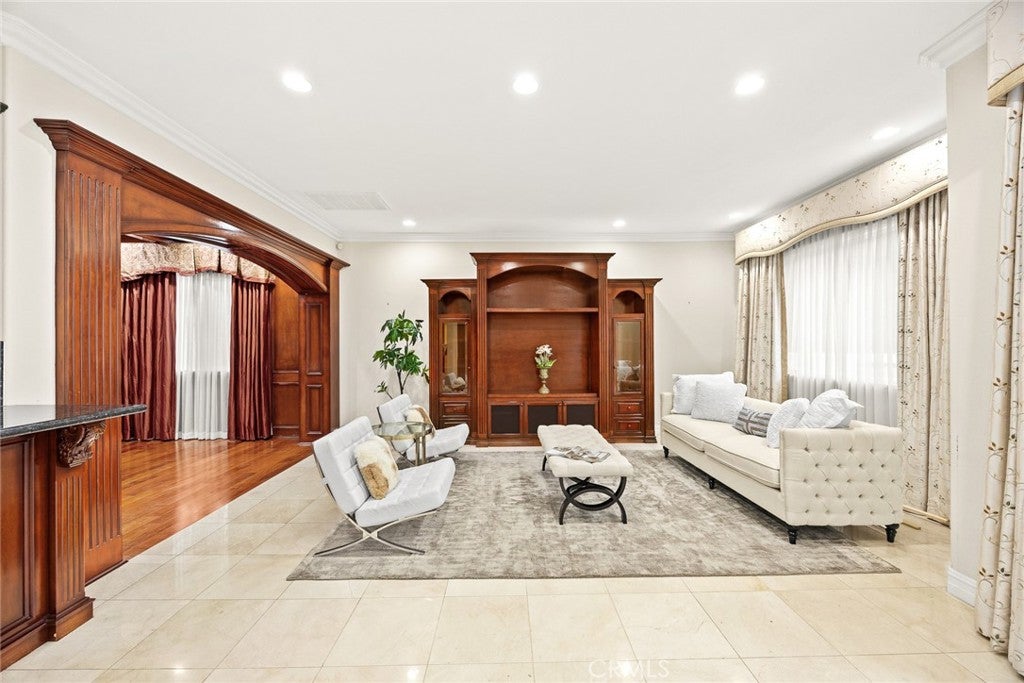 Diamond Bar, California, 91765, United States, 4 Bedrooms Bedrooms, ,5 BathroomsBathrooms,Residential,Active,1985854