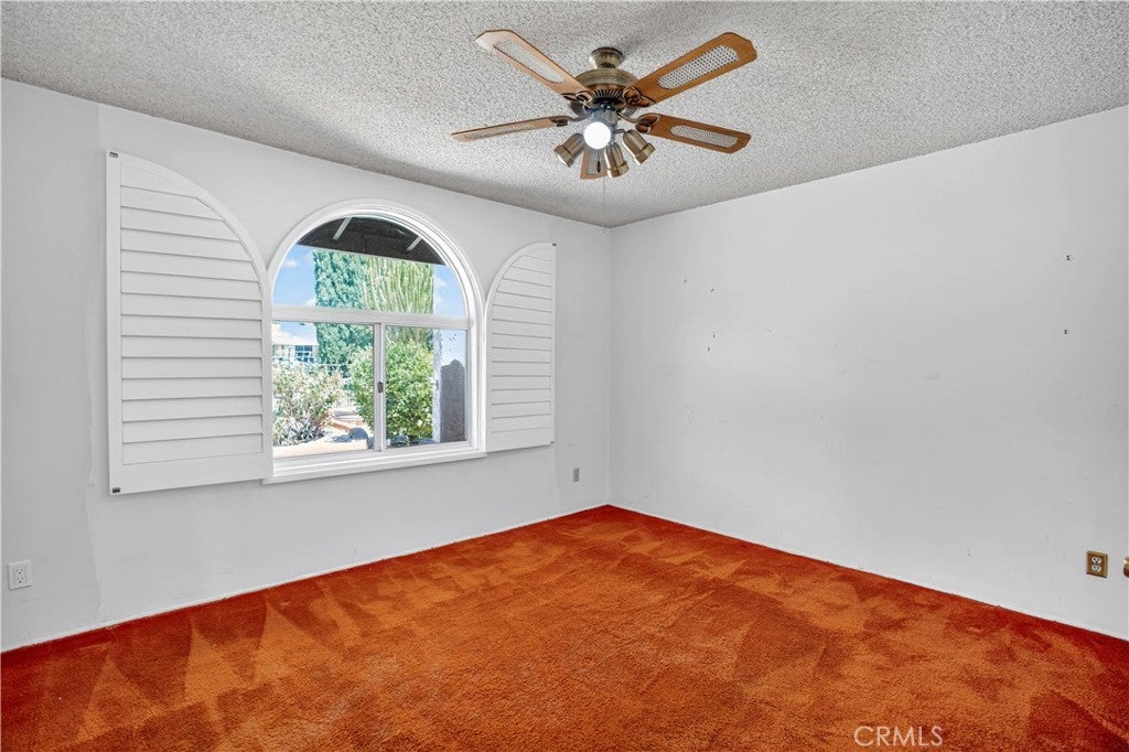 Granada Hills, California, 91344, United States, 5 Bedrooms Bedrooms, ,4 BathroomsBathrooms,Residential,Active,1929698